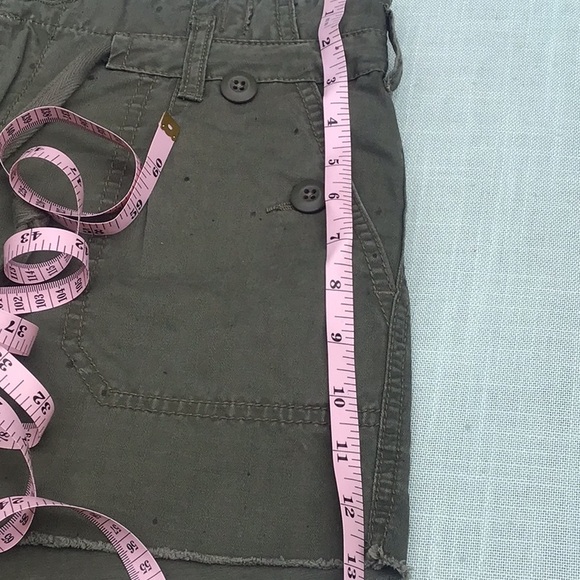 FREE PEOPLE GREEN SHORTS - Picture 8 of 8